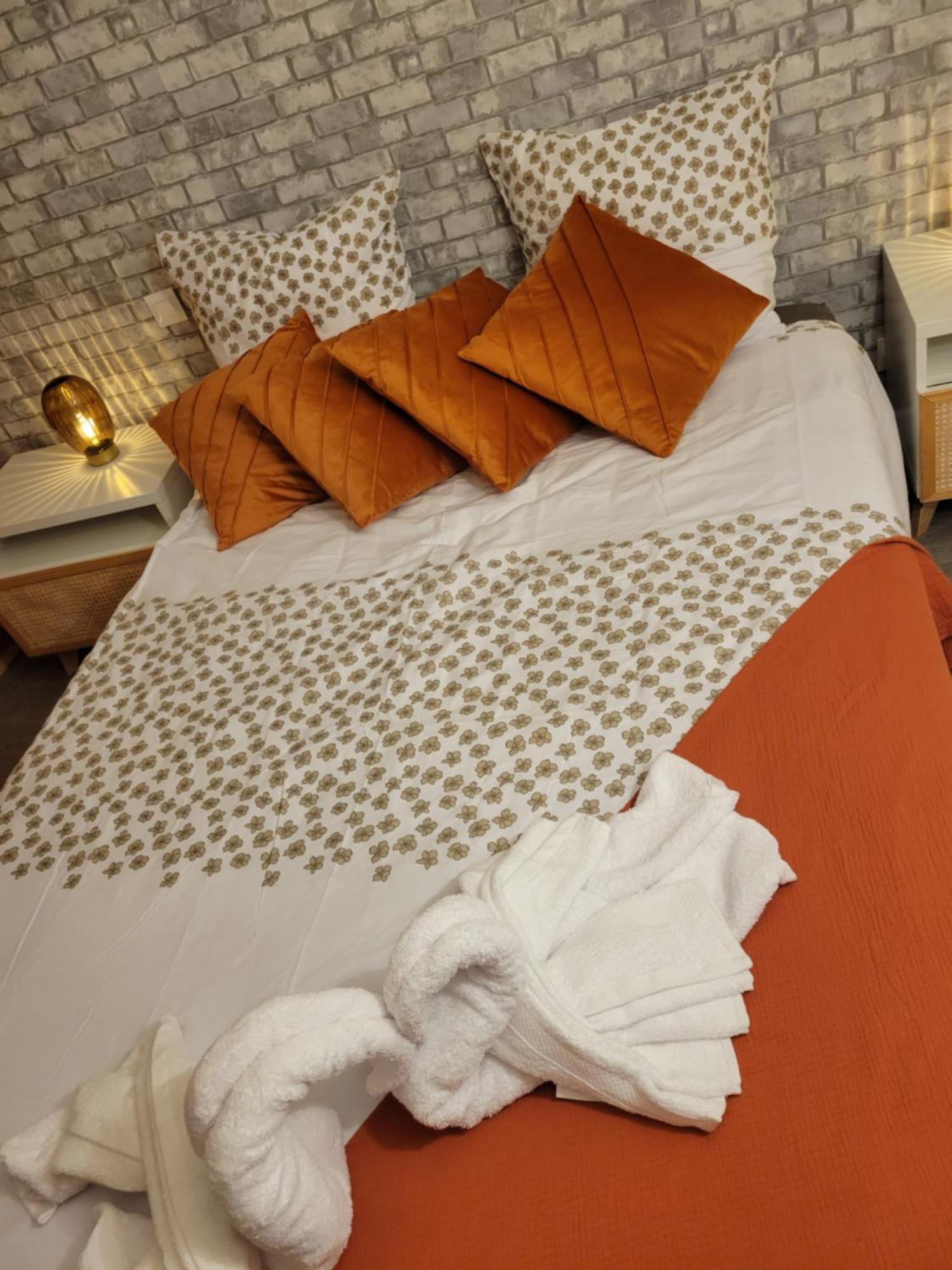 Le Duplex Du Cocon De Βερσαλλίες Εξωτερικό φωτογραφία